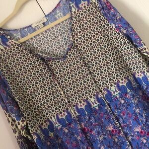 Floral Blue and Cream floral paisley Women's tunic Top